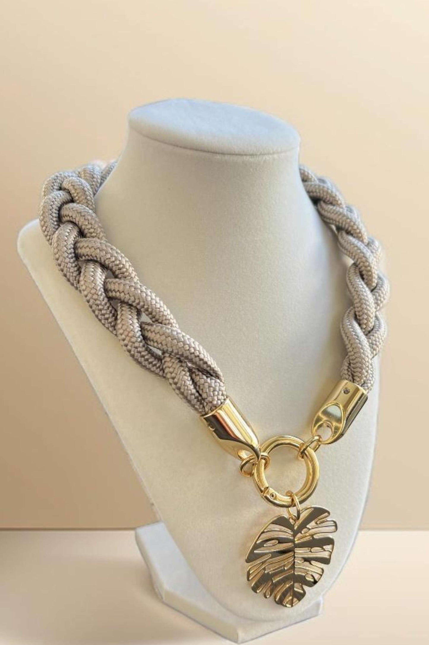 Ipire 3 IN 1 Braided Neckalce - Ecru